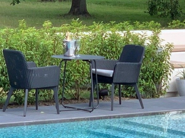 4 Seasons Outdoor Lisboa Bistro Set